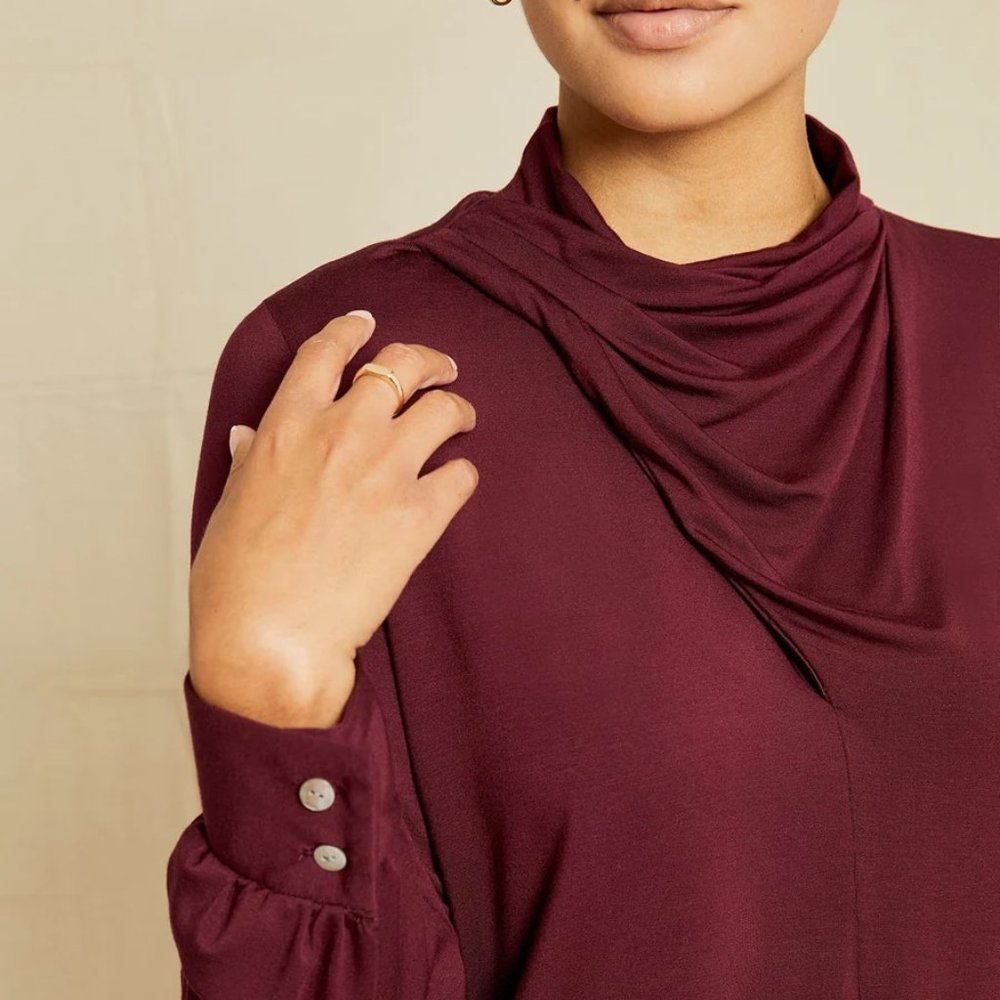 Amour Vert Leone Dream Knit Top